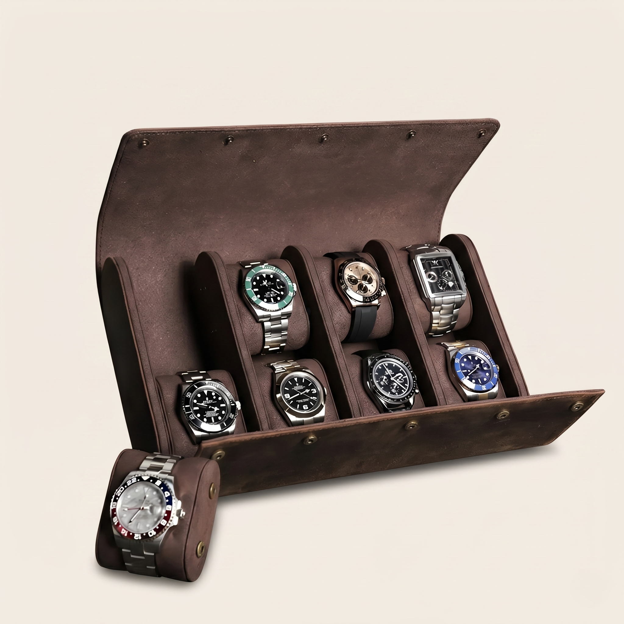 Étui cuir 8 montres ouvert compartiments flanelle