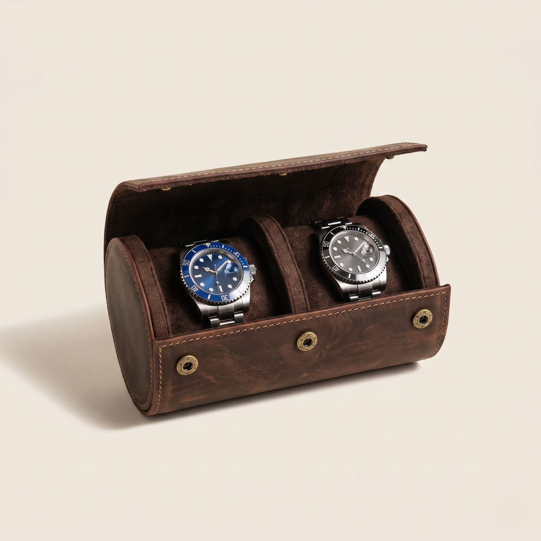 Étui cuir 2 montres vue latérale format compact