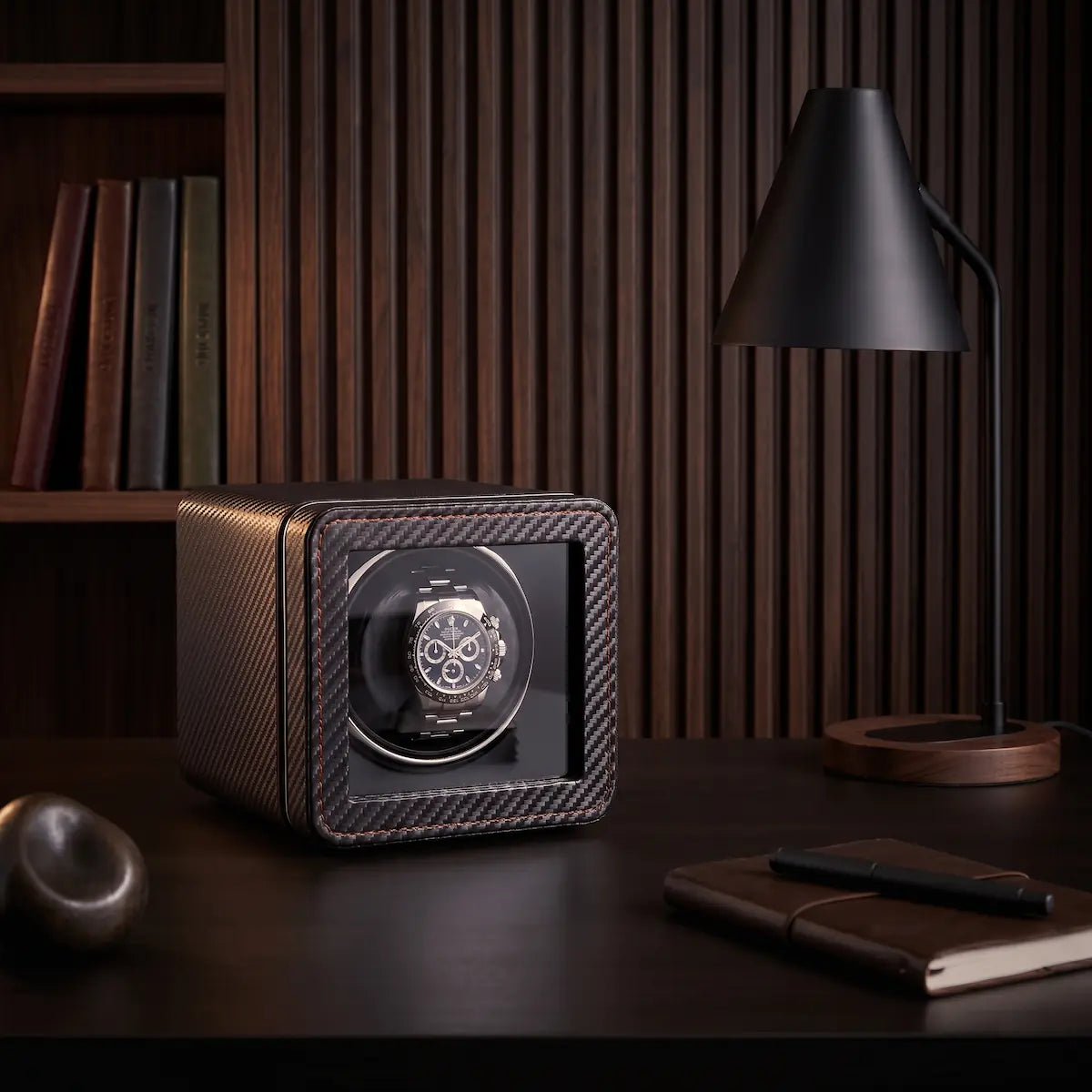 Remontoir Obsidian Cube